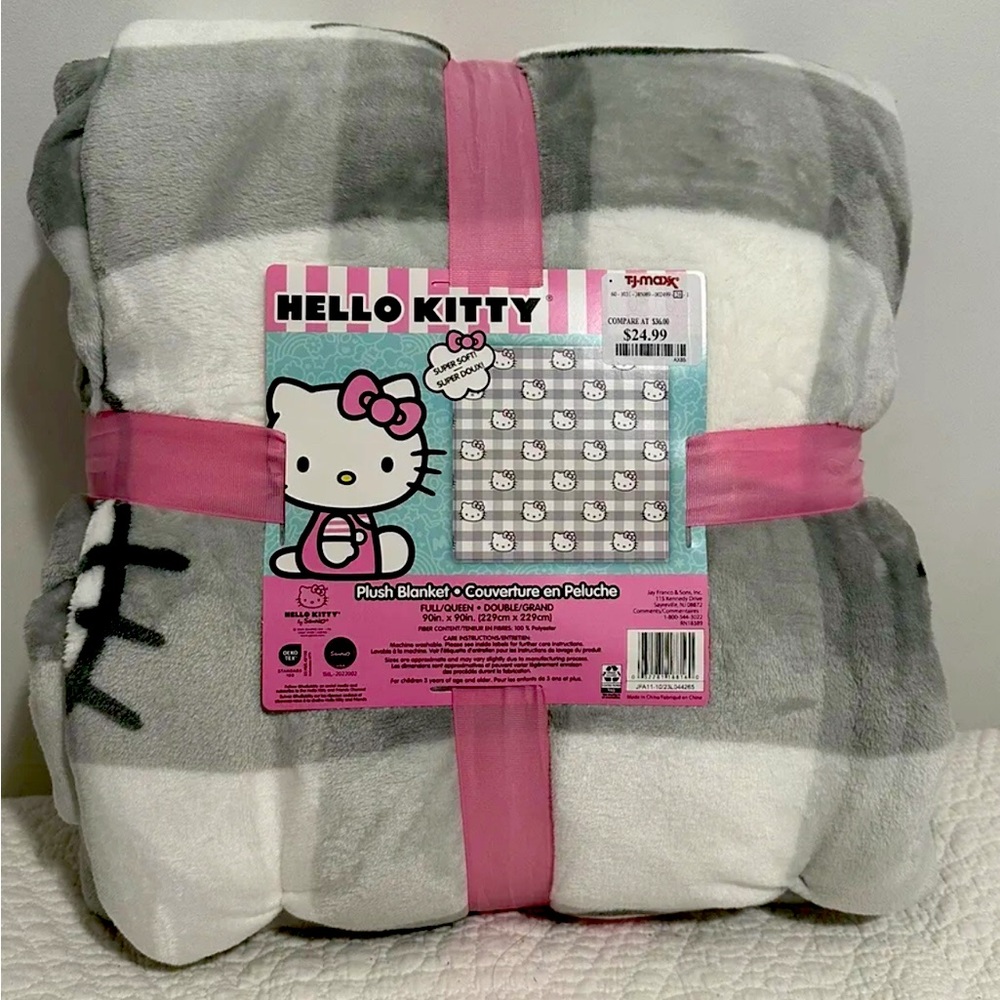 Viral Hello Kitty Blanket